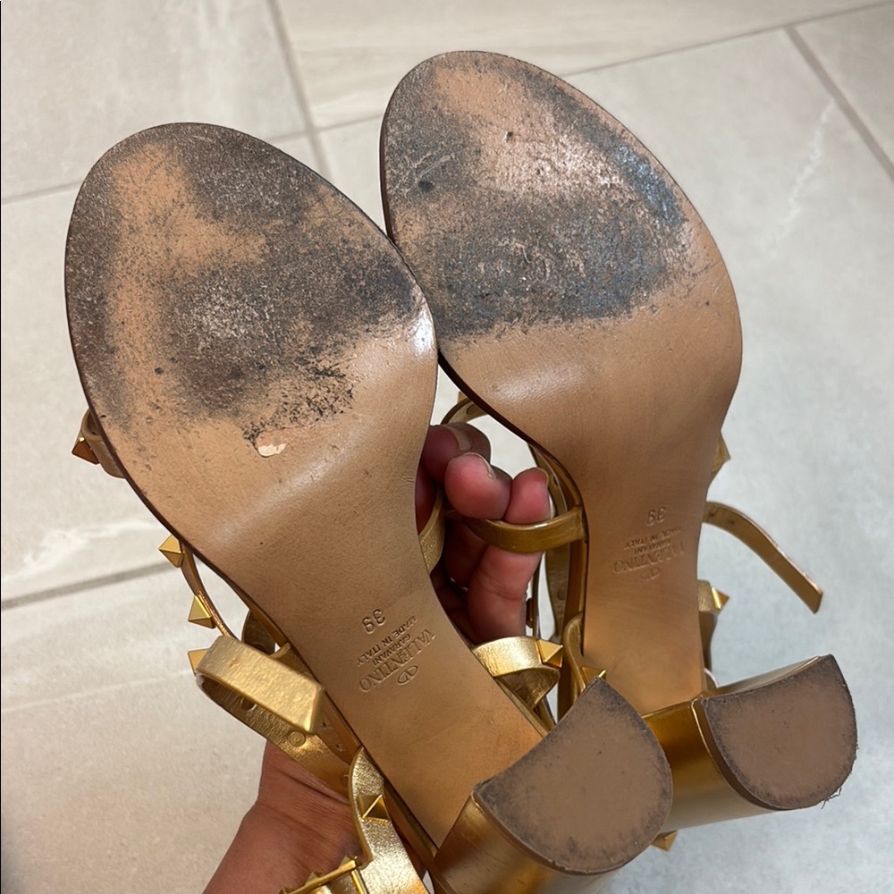 Valentino Gold Metallic Gladiator Sandals - Picture 11 of 16